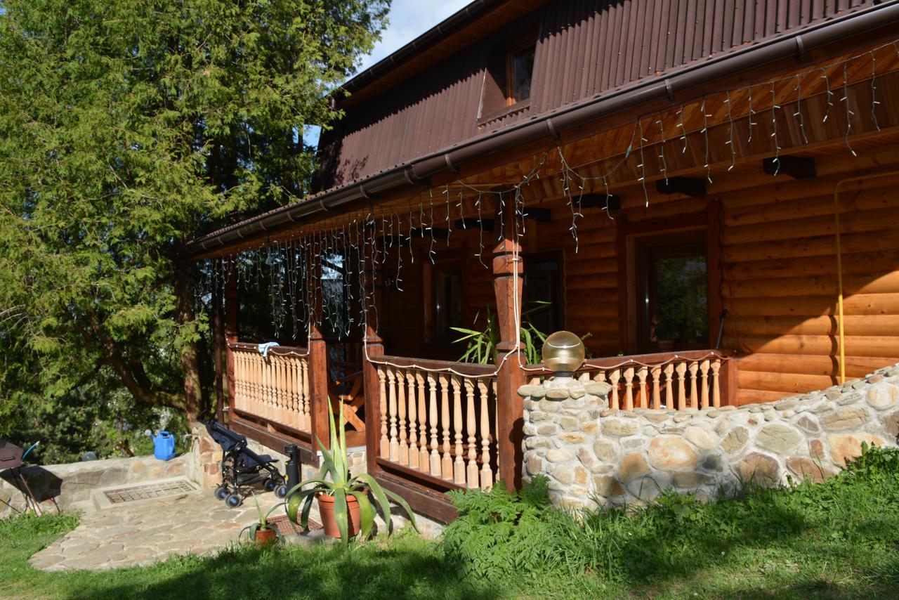 Holiday Home La Vіta Yaremche Exterior photo